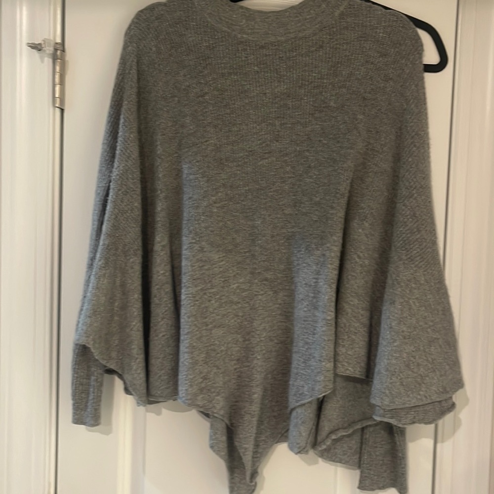 THML Sweater